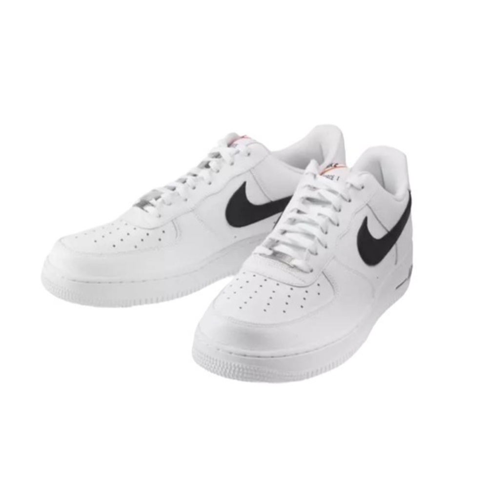 Nike AIR FORCE 1 LEATHER LOW TRAINERS Kids Size 6 IUC!